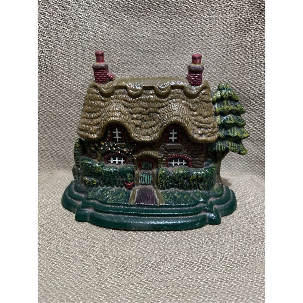 Vintage Cast Iron English Cottage With Thatched Roof Doorstop Heavy 11”
